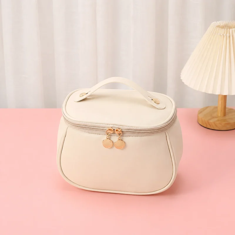 PU Leather Cosmetic Pouch PU Leather Cosmetic Pouch